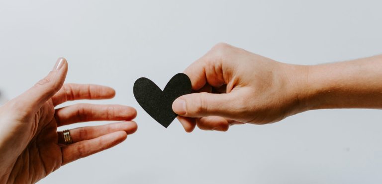 Worte-wirken-wunder-Miteinander Herz als Symbol für glückliche Beziehungen